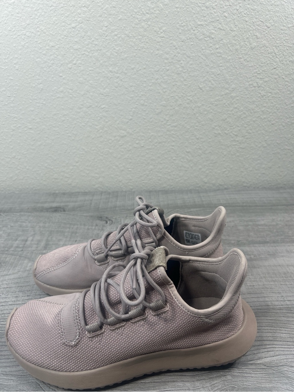 Adidas Tubular Shadow Women’s Sneakers Taupe Pink Casual Athletic Shoes Size 6.5 - Picture 6 of 10